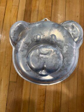 Wilton Animal Crackers Cake Pan